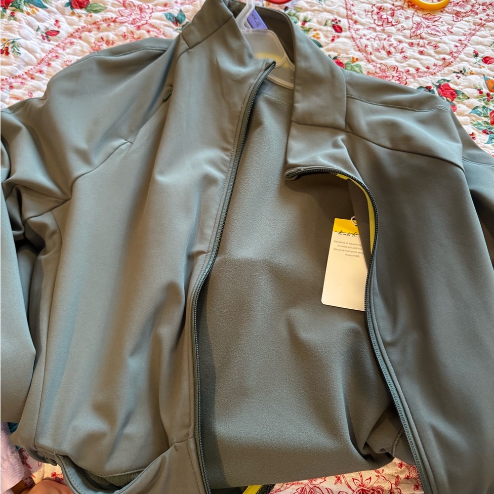 Figs brand moss colored jacket NWT
